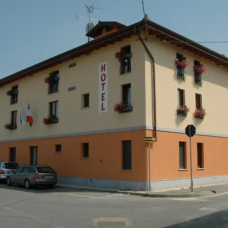 Il Borghetto فندق 3*